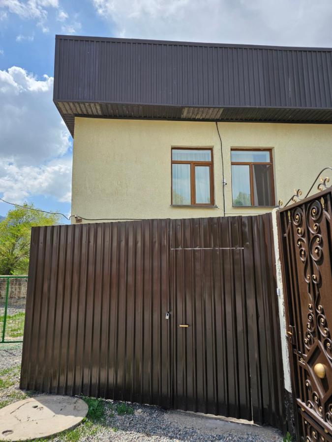 Guest House Tenir Too Naryn Εξωτερικό φωτογραφία