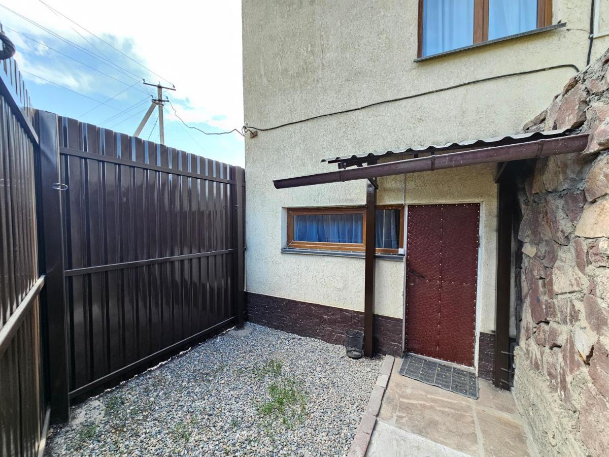 Guest House Tenir Too Naryn Εξωτερικό φωτογραφία